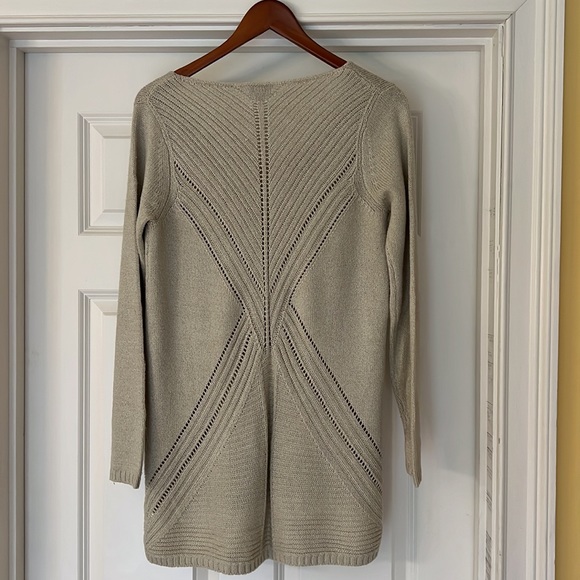 Merona, tan with gold flecks, tunic sweater, size Medium - Picture 4 of 4